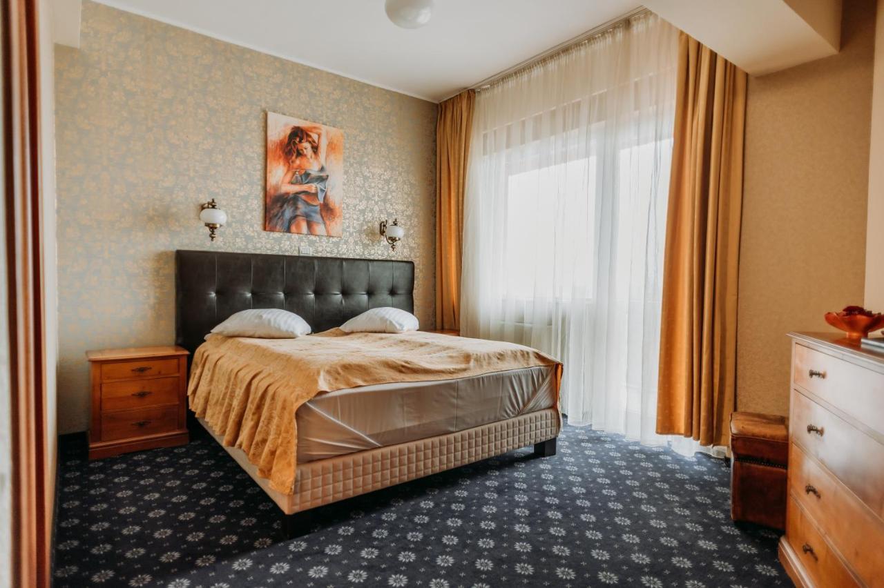 Hotel Coandi Arad Exteriér fotografie