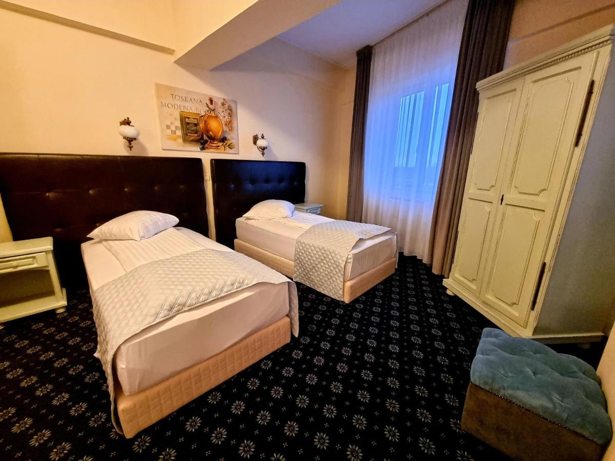 Hotel Coandi Arad Exteriér fotografie