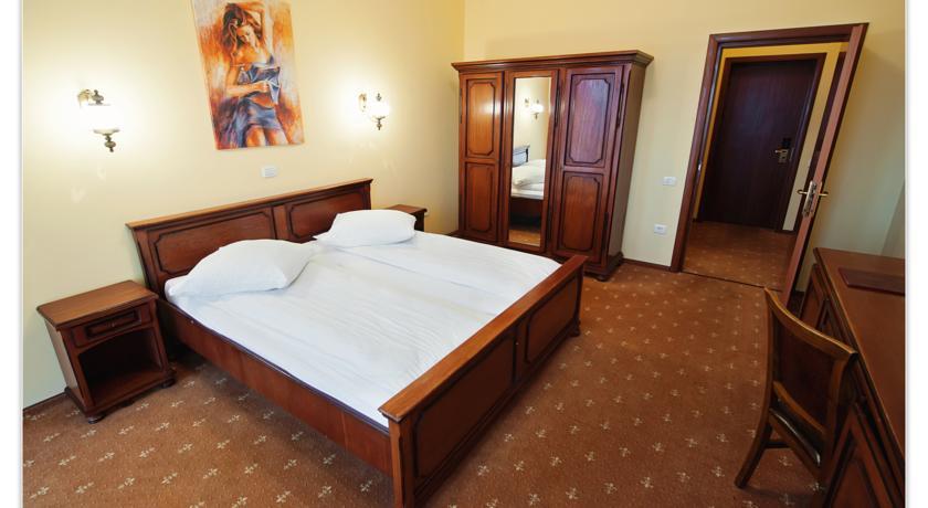 Hotel Coandi Arad Exteriér fotografie